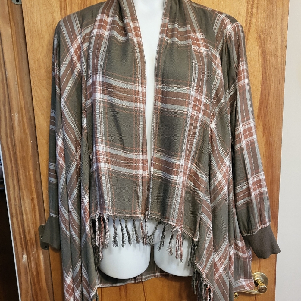 Mellissa McCarthy Overpiece